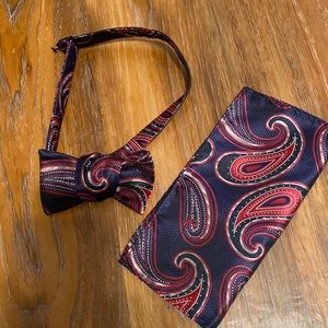 Adjustable Bow Toe & Matching Handkerchief